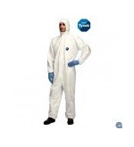 Masken und Schutzkleidung